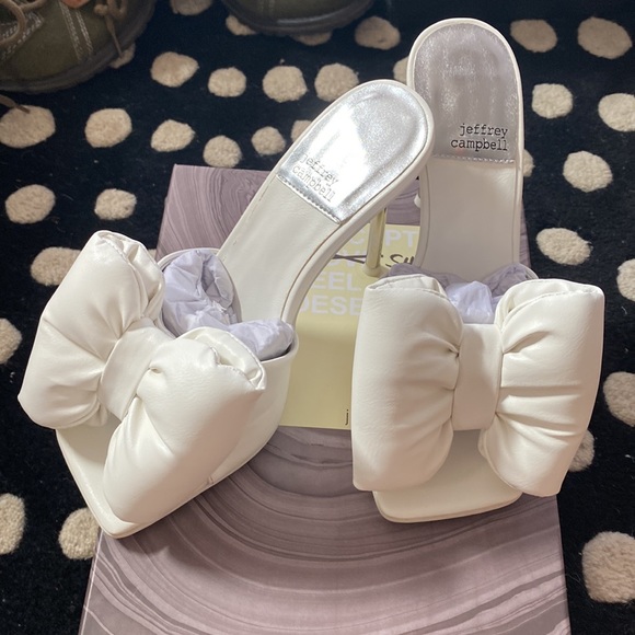 Jeffrey Campbell - Picture 3 of 3